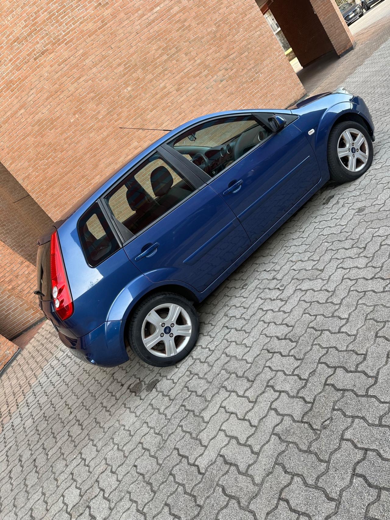 Ford Fiesta 1.2 82 CV 5 porte Titanium