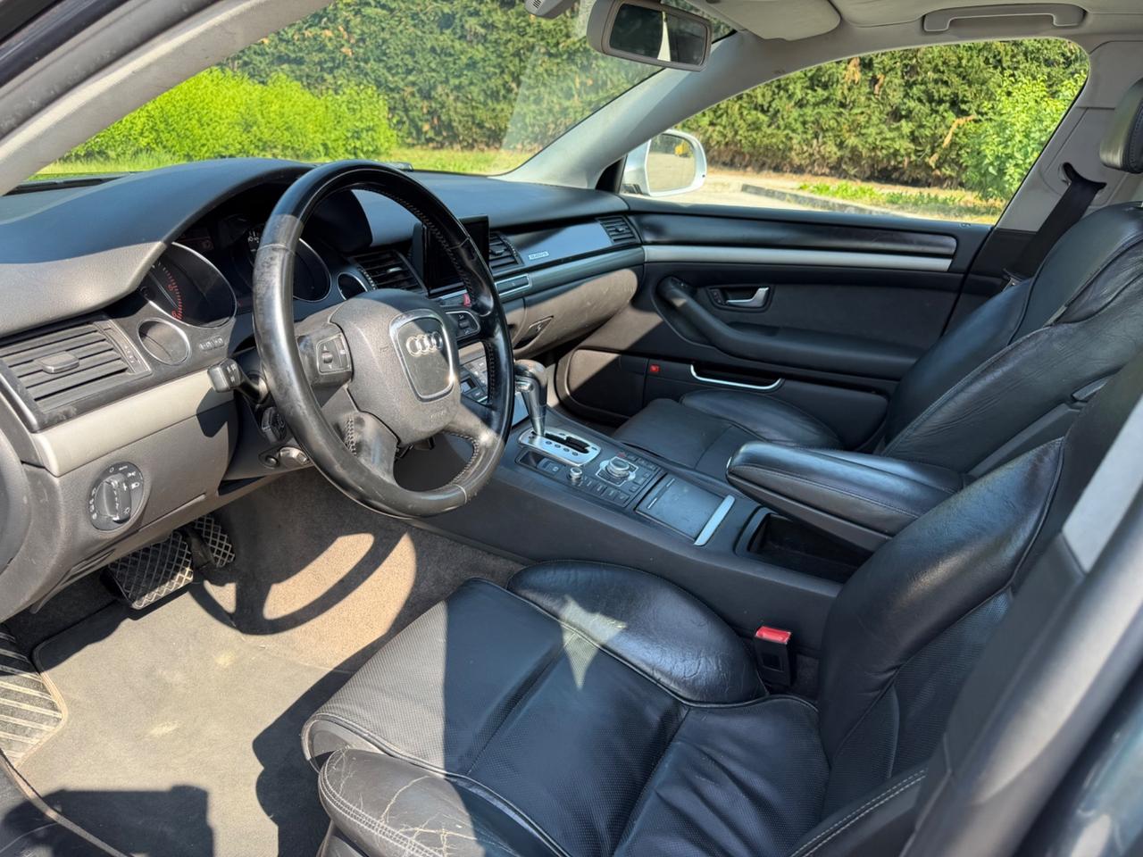 Audi A8 3.0 V6 TDI quattro tiptronic