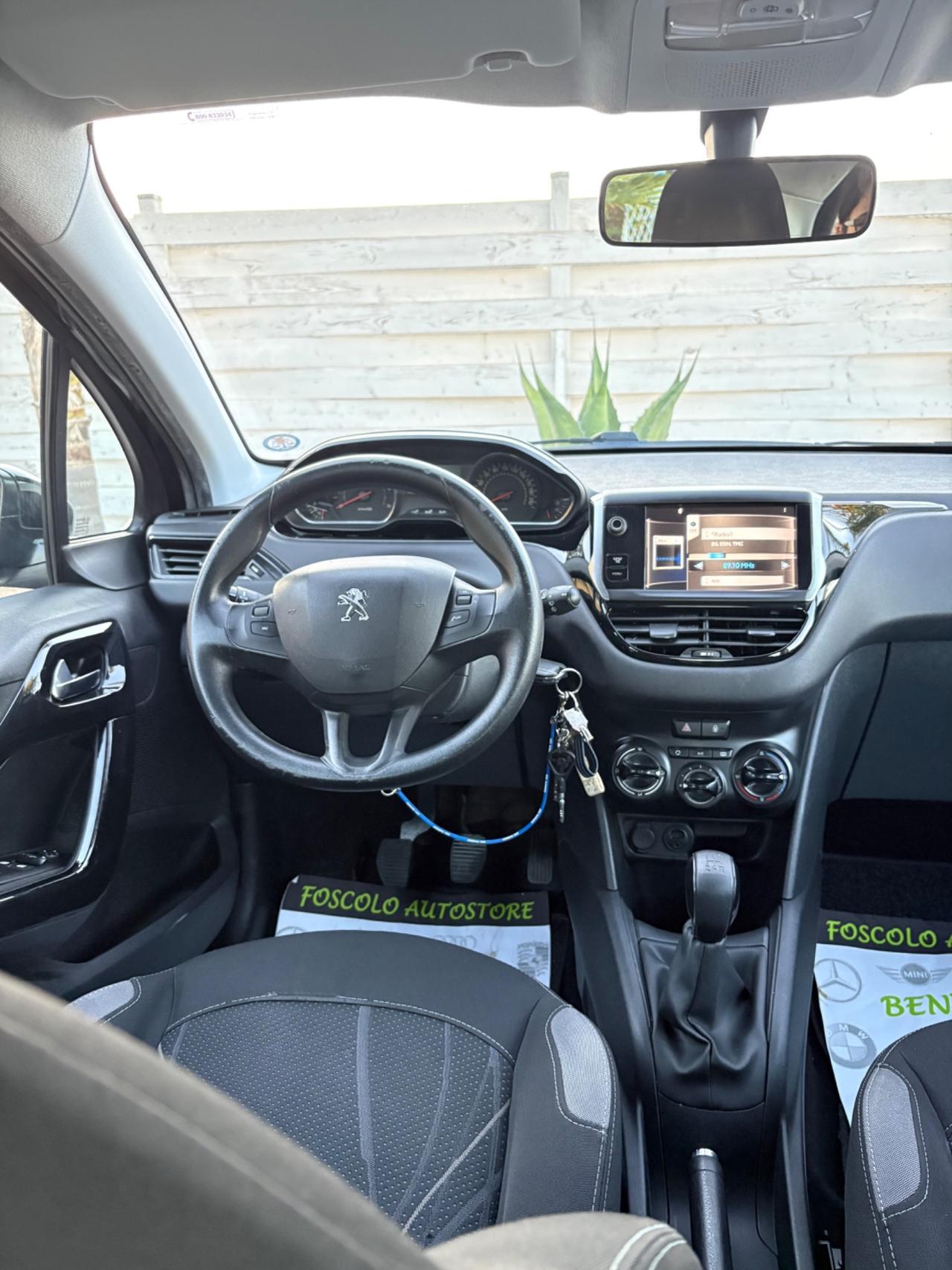 Peugeot 208 1.4 HDi 5 porte tagliando e cinghia ok