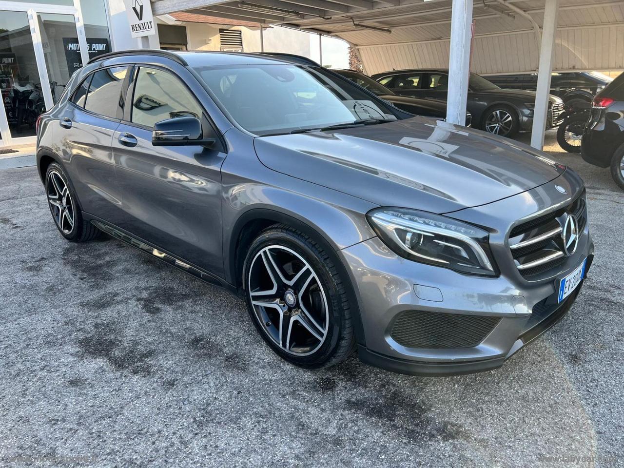 MERCEDES-BENZ GLA 220 CDI Automatic 4Matic Premium