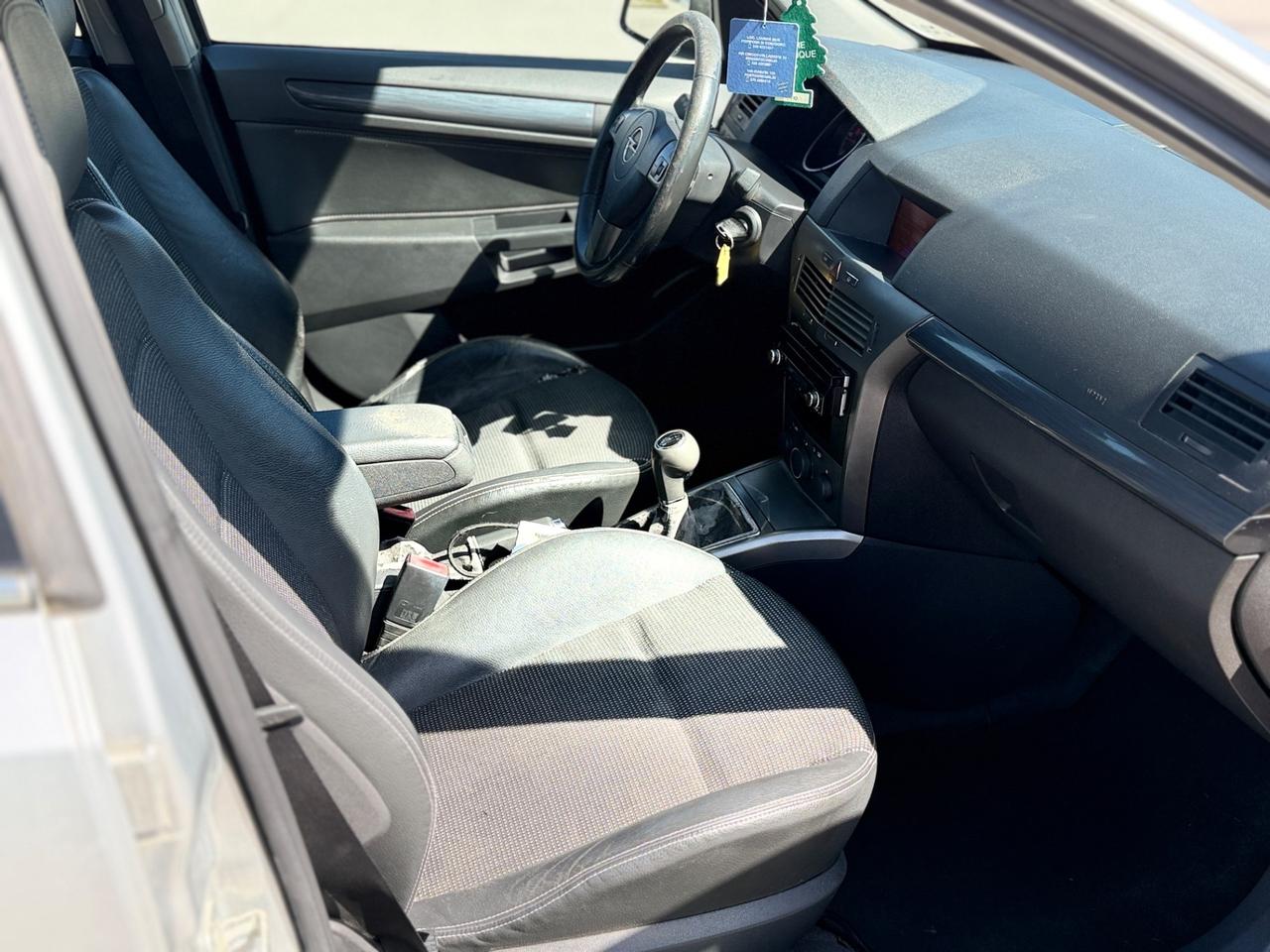 Opel Astra 1.7 CDTI Berlina Perfetta