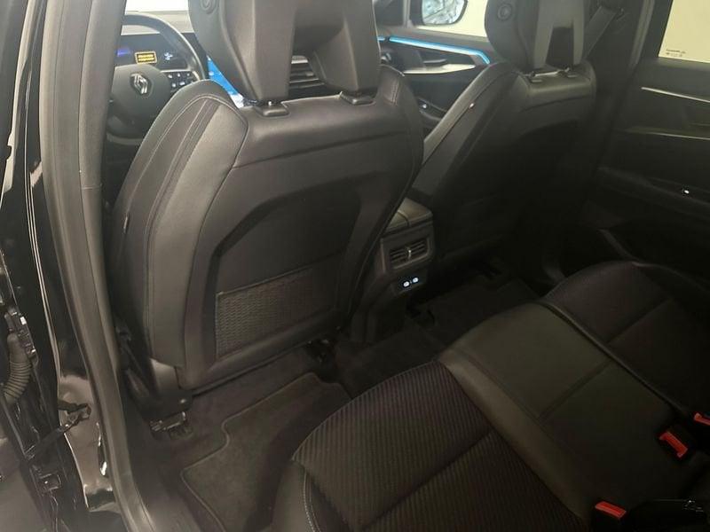 Renault Austral Austral Full Hybrid E-Tech 200 CV Iconic Esprit Alpine