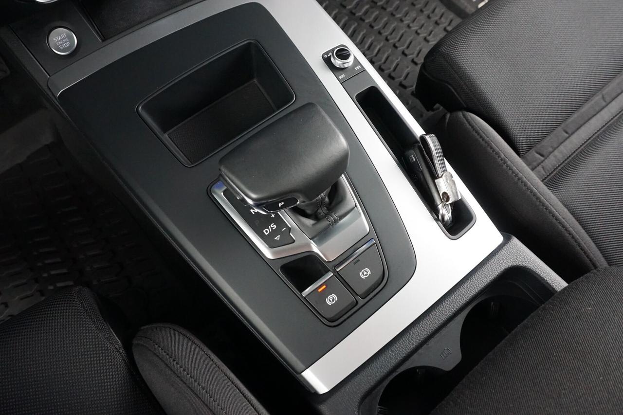 Audi Q5 SPB 40 TDI quattro S tronic S line Identiy Black