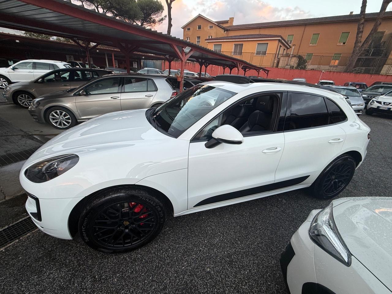 Macan 3.0 GTS-STRAFULL-NO VINCOLI-PERMUTE