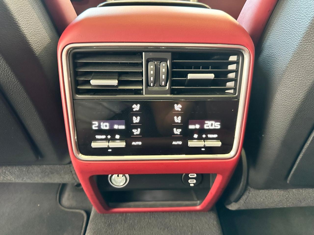 Porsche Cayenne Coupé 3.0 V6