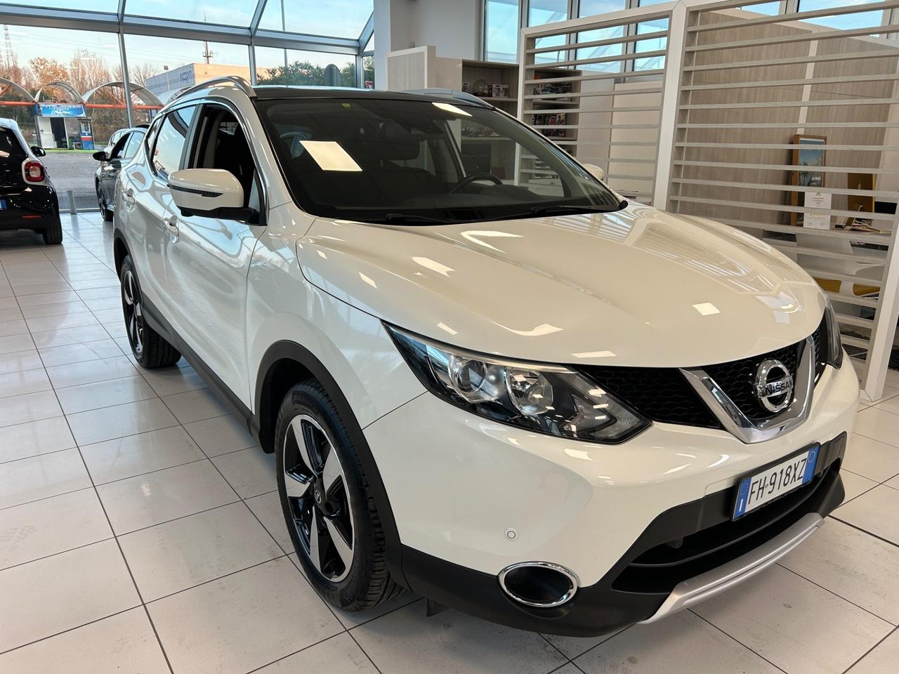 Nissan Qashqai 1.6 dCi 2WD N-Connecta Xtronic Neopatentati