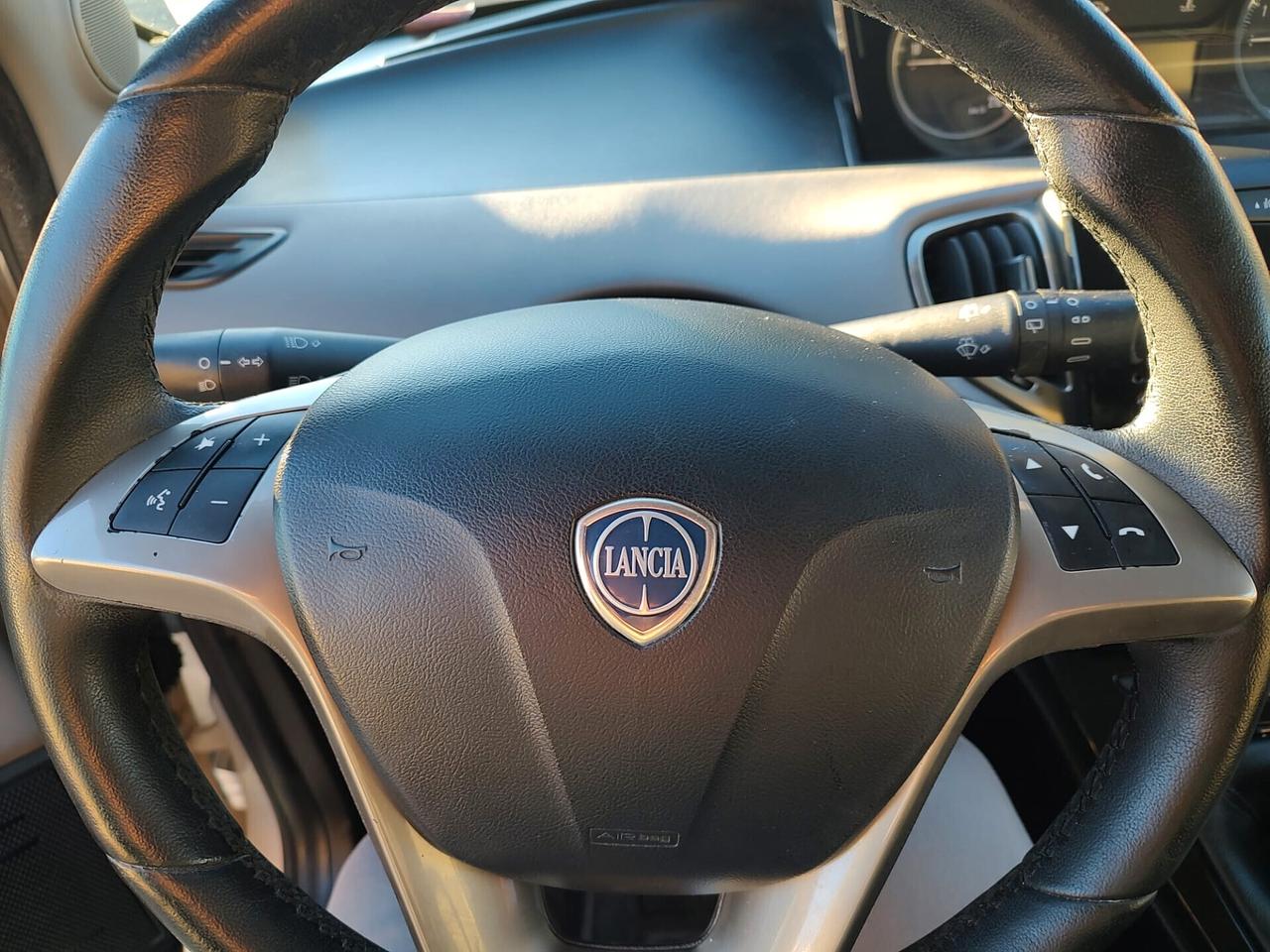 Lancia Ypsilon 1.2 , GPL, 5 PORTE ECOCHIC ELLE OK NEOPATENTATI, GARANZIA L.12 MESI