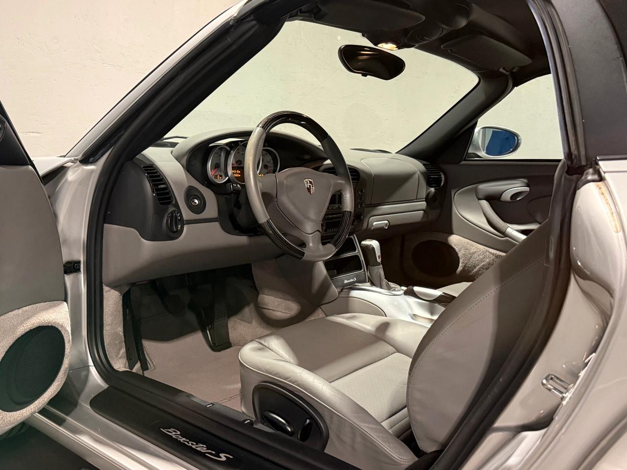 Porsche Boxster 3.2i 24V cat S
