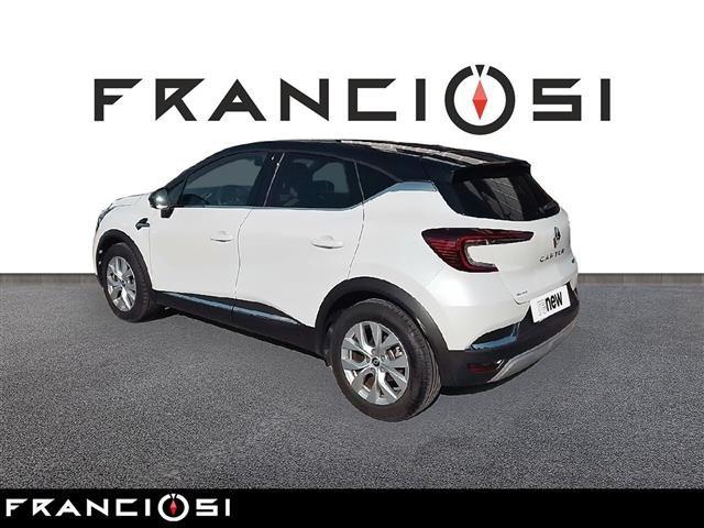 RENAULT Captur 1.6 E TECH Hybrid Intens Auto