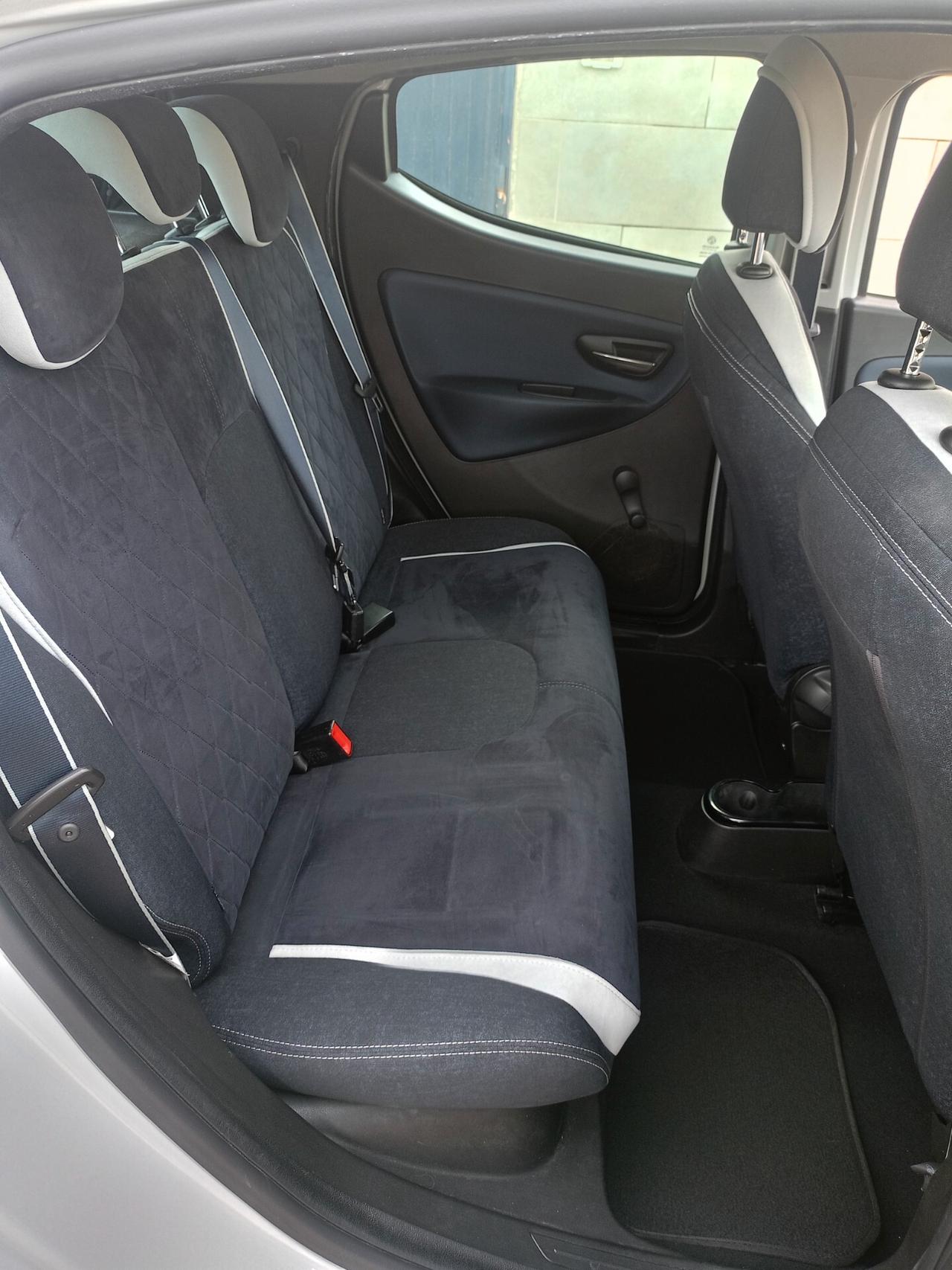 Lancia Ypsilon 1.3 Multijet 95 CV euro 6