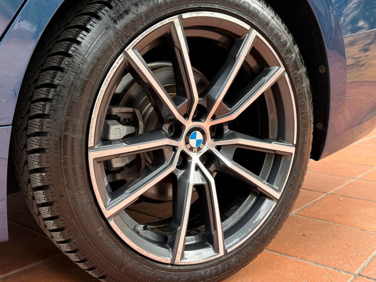 Bmw 318d 4p. mhev 48V Business Advantage