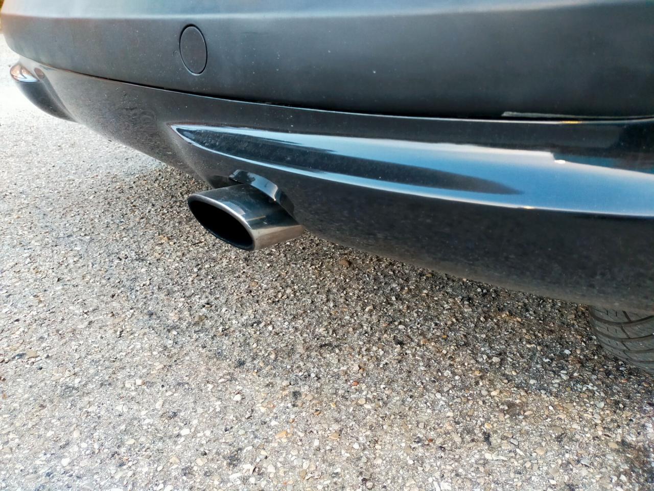 Peugeot 207 1.6 hdi XS 5p adatta per neopatentati
