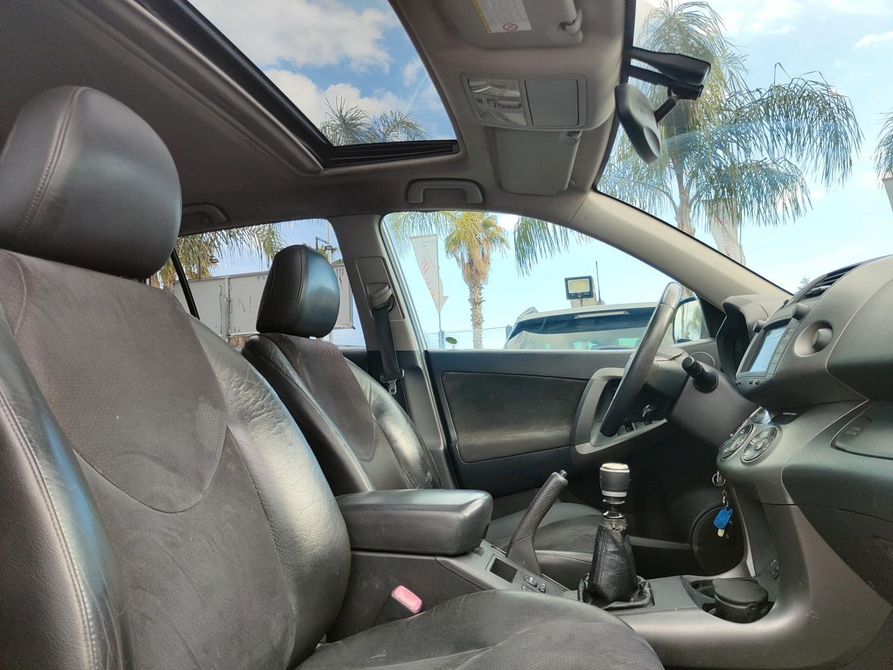 Toyota RAV 4 RAV4 Crossover 2.2 D-Cat 177 CV Executive