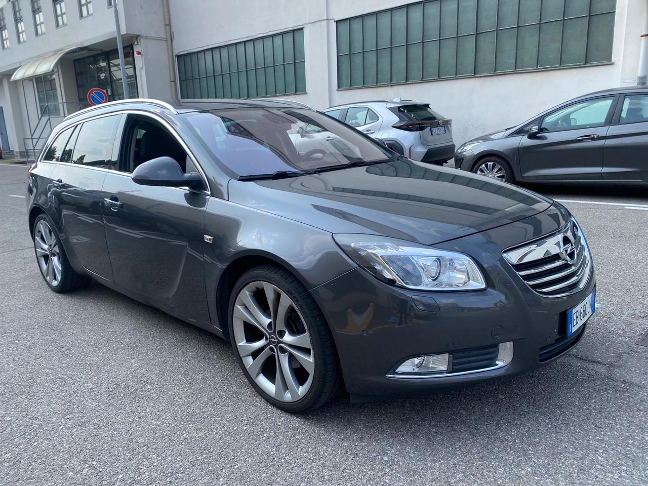 Opel Insignia 1.6 Turbo 180CV Sports Tourer Cosmo