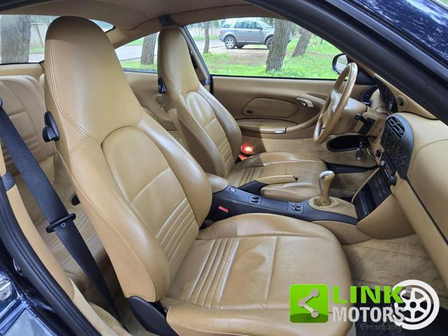 PORSCHE 911 Carrera cat Coupé