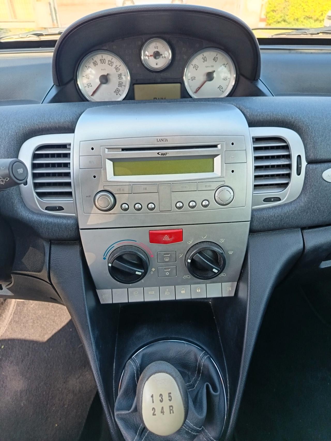 Lancia Ypsilon 1.2 69 CV Diva KM 67.929