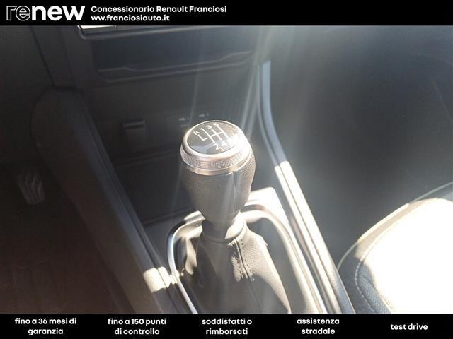 RENAULT Captur TCE 90 TECHNO MOD 2025