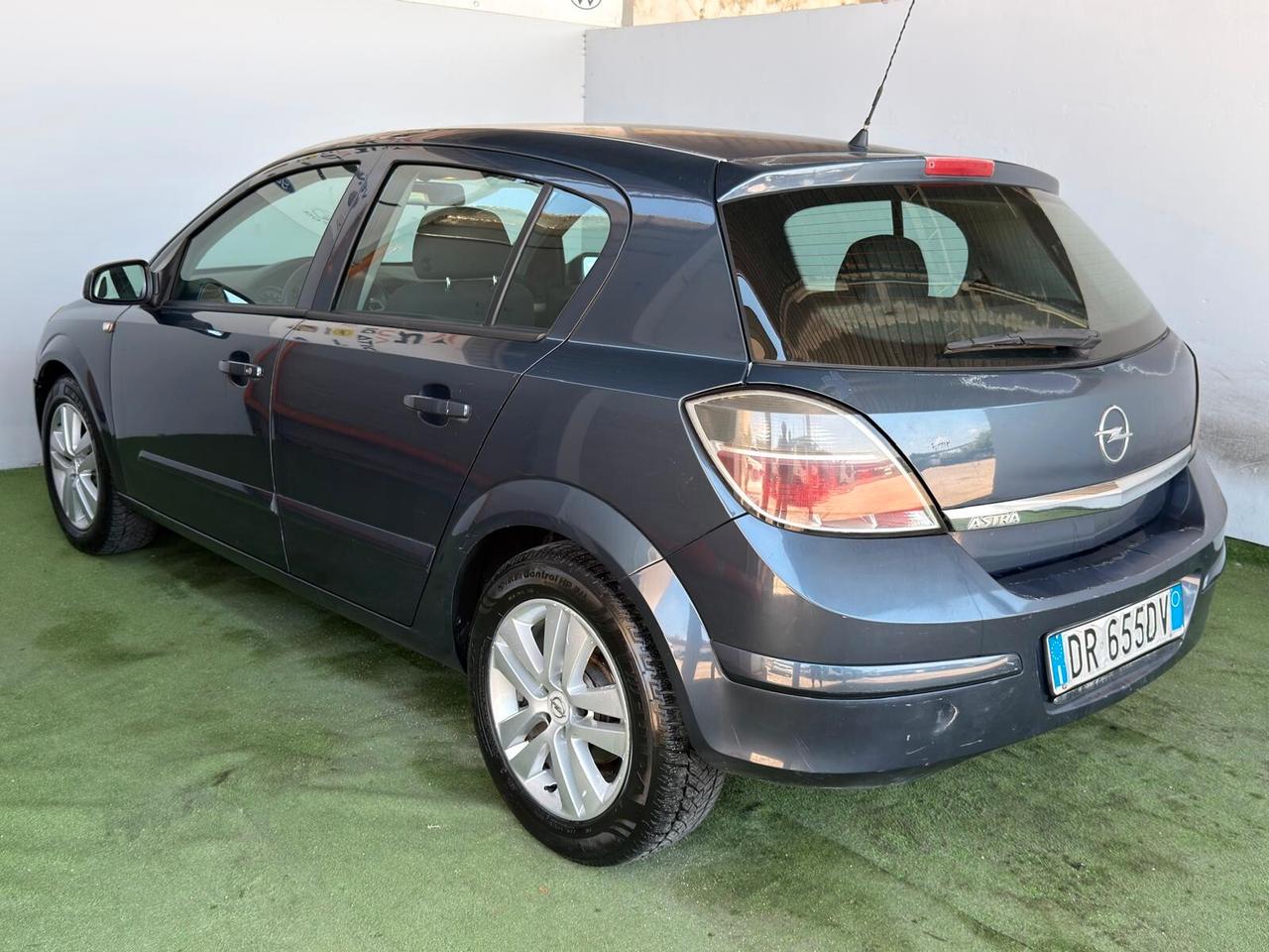 Opel Astra 1.4 16V GPL-TECH 5 porte Enjoy