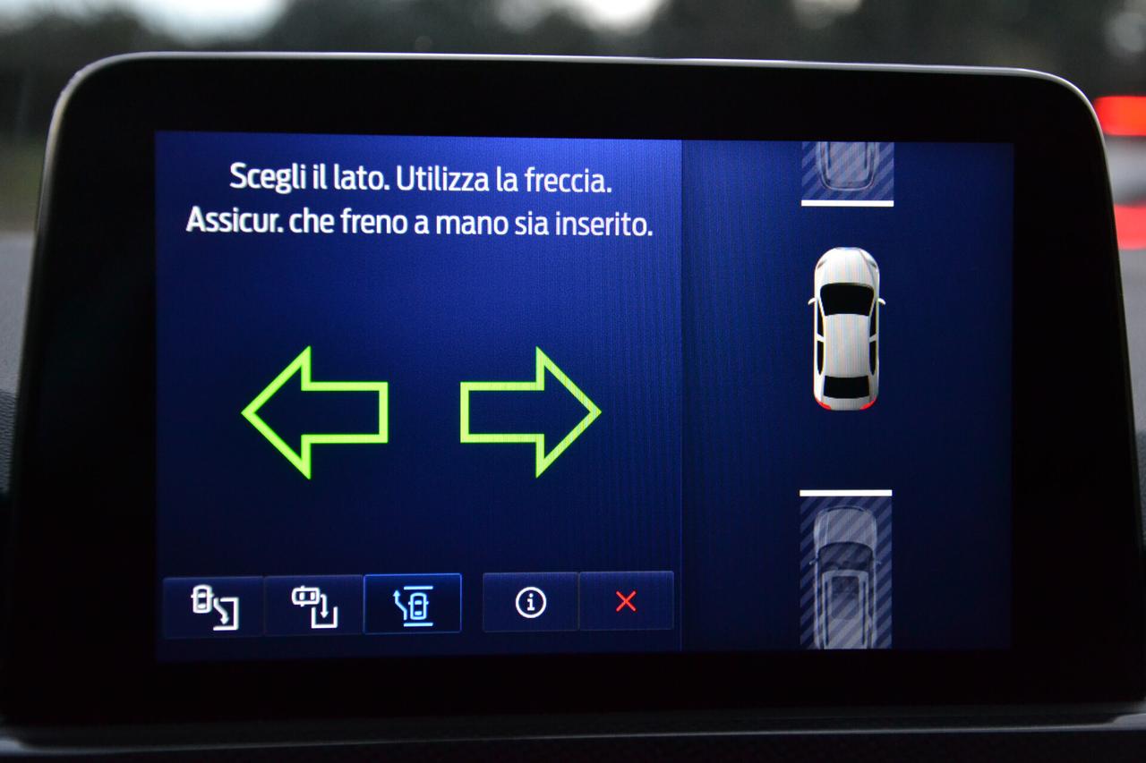 Ford Kuga 2.0 190CV AWD ST-LINE X AUTO. *TETTO*PREZZO REALE*