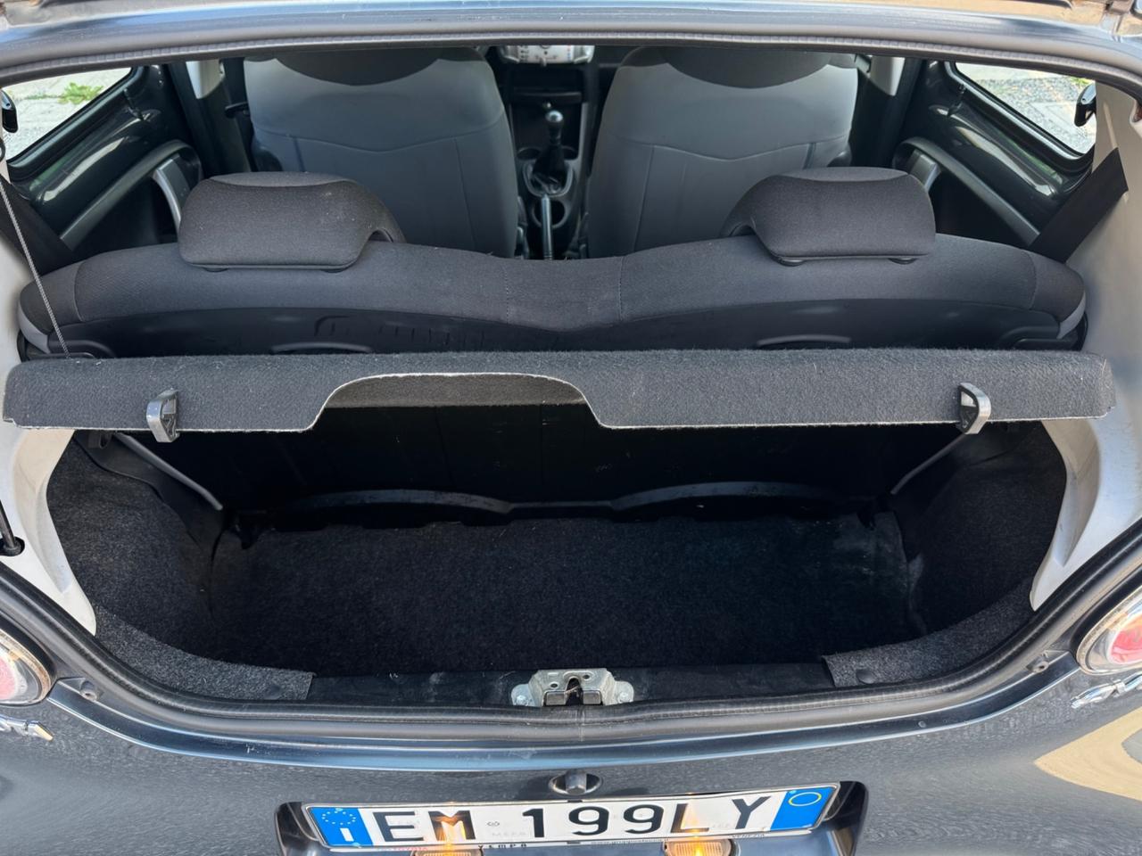 Toyota Aygo 1.0 12V VVT-i 5 porte 68 Cv 86000 km NEOPATENTATI