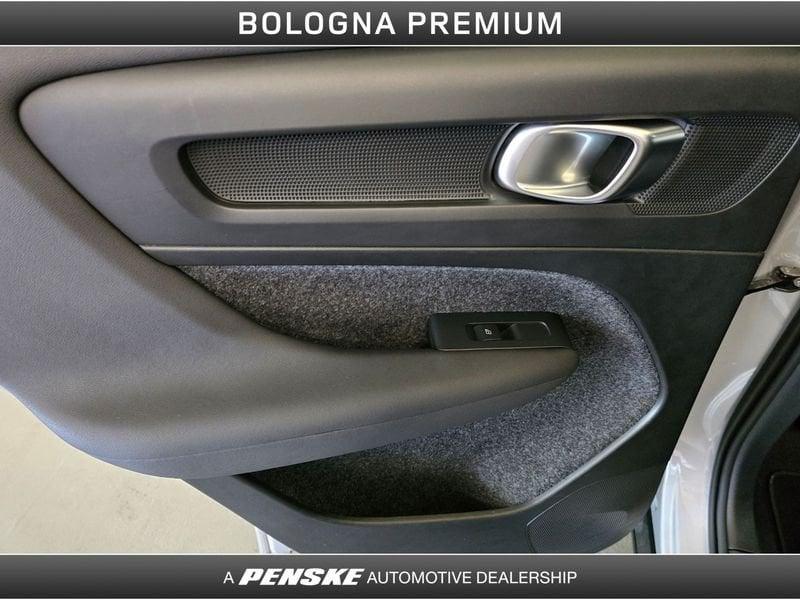 Volvo XC40 XC40 B3 automatico Core