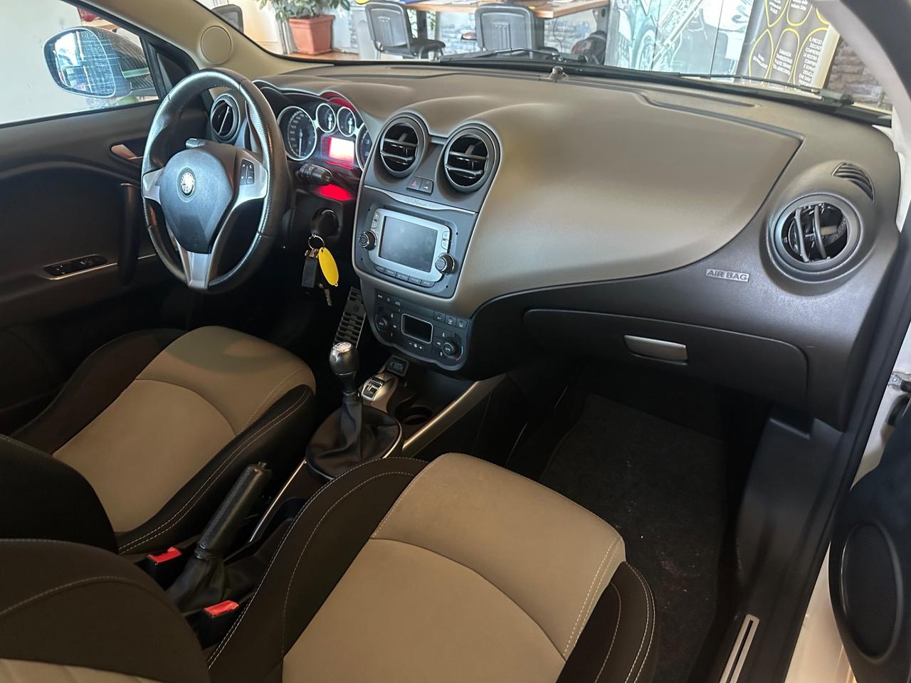 Alfa Romeo MiTo 1.4 T 120 CV GPL Distinctive