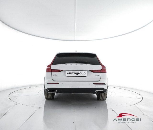 VOLVO V60 Cross Country D4 AWD Geartronic Business Plus