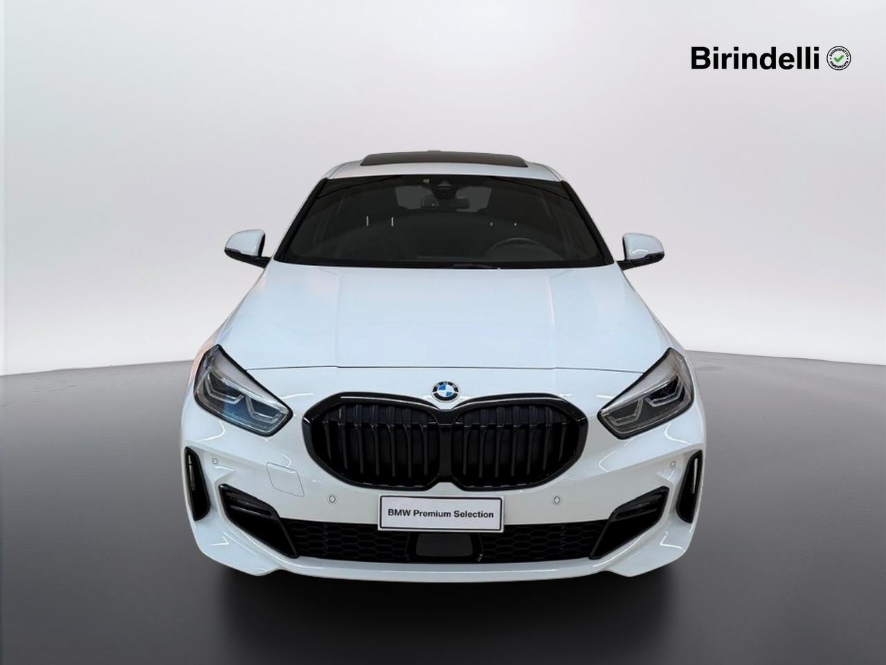 BMW Serie 1 (F40) - 118d 5p. Msport