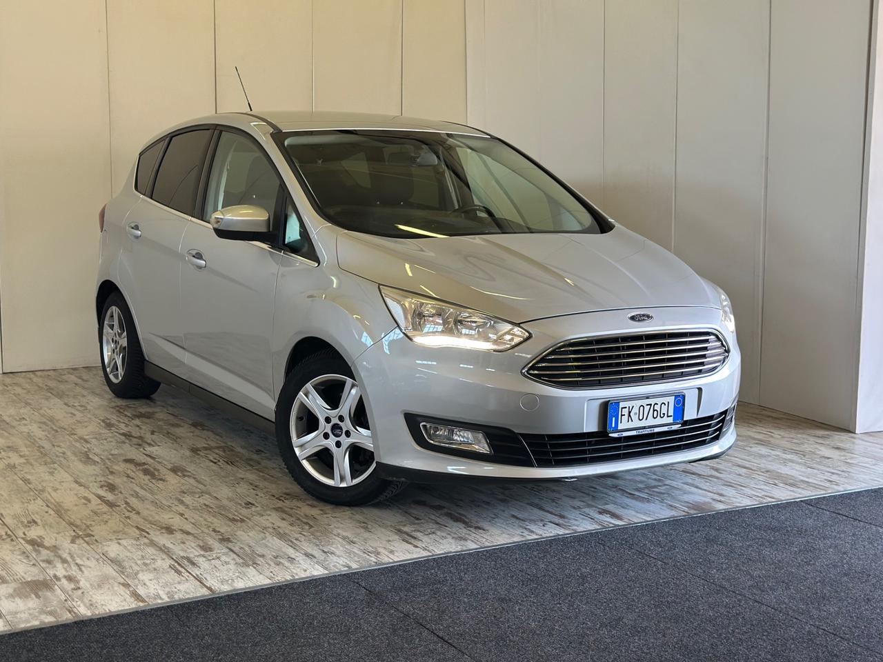 Ford C-Max 1.5 TDCi Titanium X Ok Neopatentati