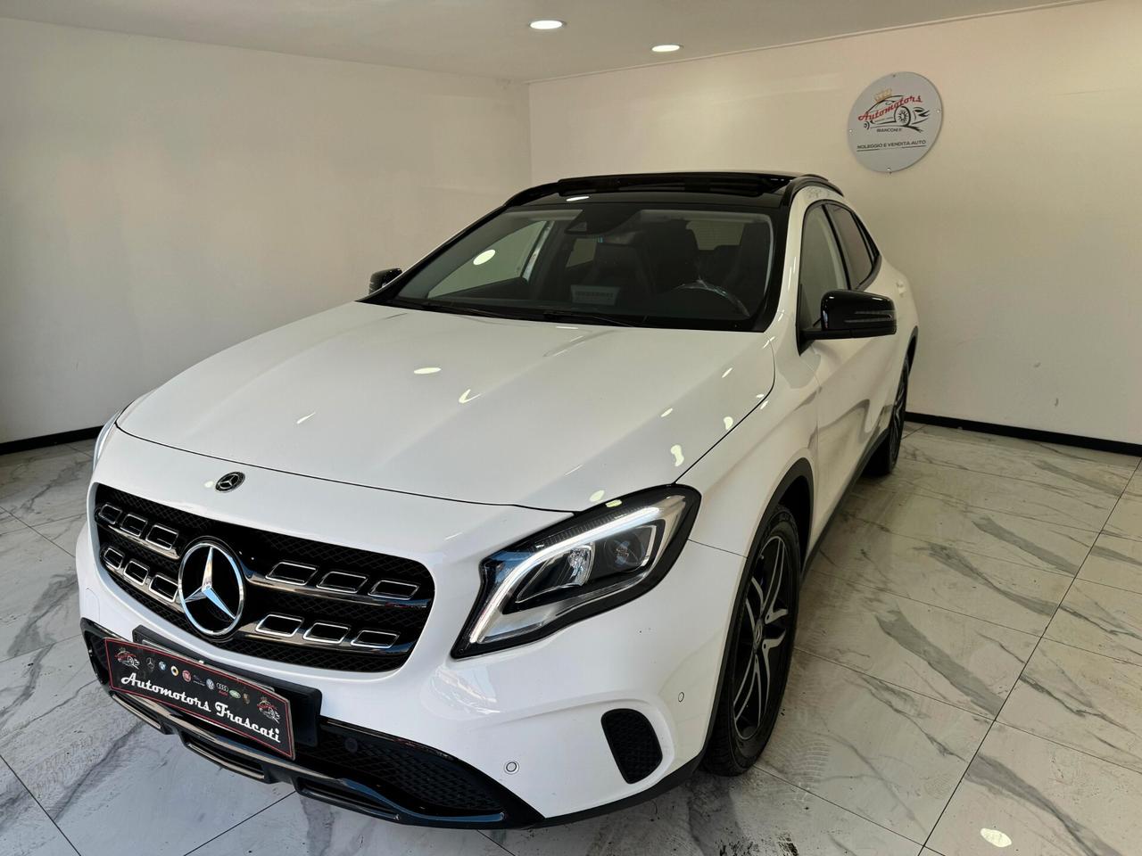 Mercedes-benz GLA 220 -AUTO- Premium-TETTO-2019
