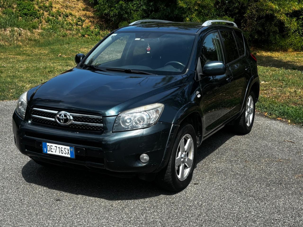 Toyota RAV 4 RAV4 2.2 D-4D 177 CV Luxury