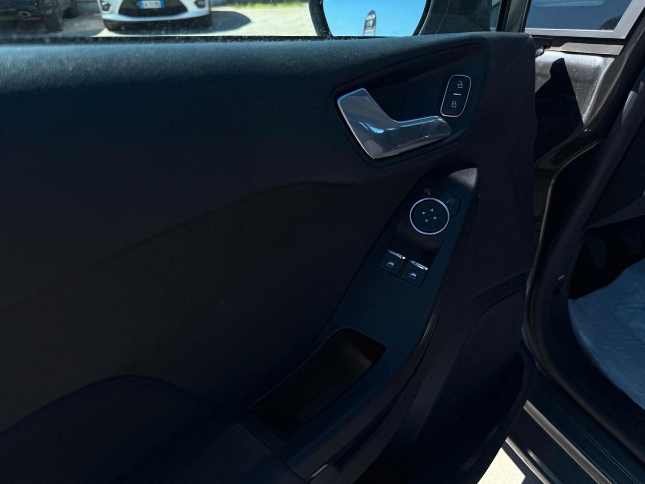 FORD FIESTA 1.1 BENZINA 85 CV