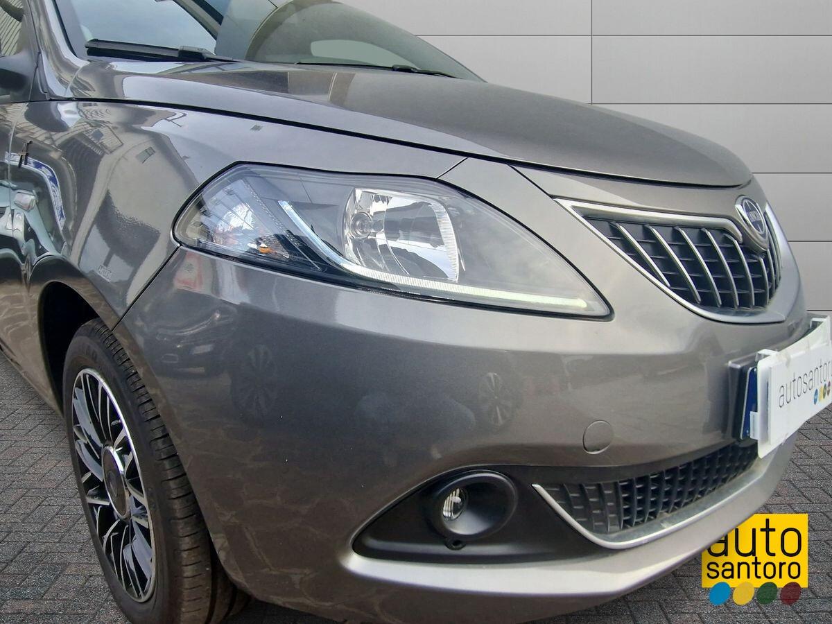 KM0 - LANCIA YPSILON 1.0 IBRIDO ALBERTA FERRETTI