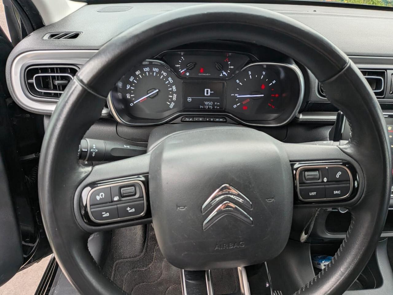 Citroen C3 PureTech 82 GPL Casa madre Shine