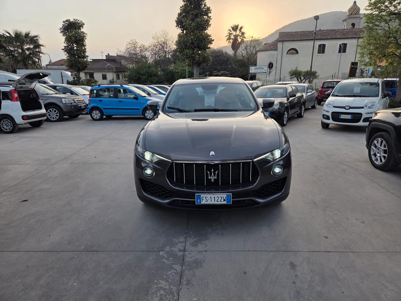 Maserati Levante V6 Diesel 275 CV AWD Granlusso - DA VETRINA !!