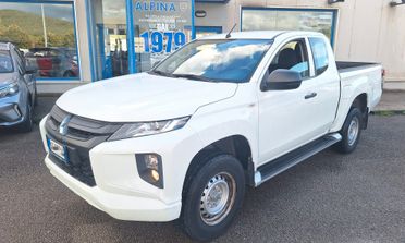 Mitsubishi L200 D Club Cab 4x4 Invite Connect