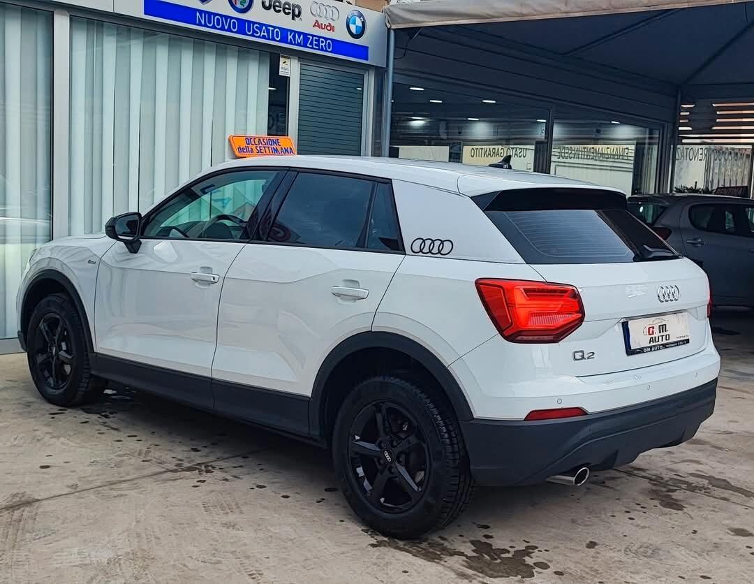 Audi Q2 1.6 diesel italiana garantita 7/2020