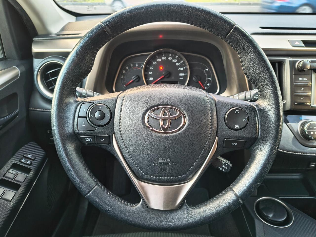 TOYOTA RAV4 LOUNGE 2.2 DIESEL UNICOPROPRIETARIO