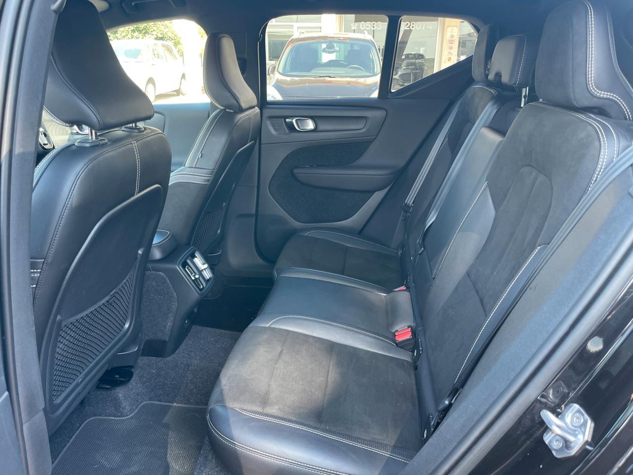 Volvo XC40 D3 R-design