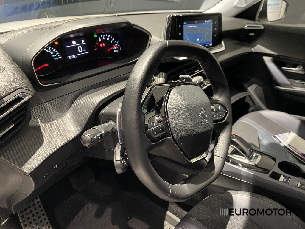 Peugeot 2008 1.5 BlueHDi Allure Navi Pack EAT