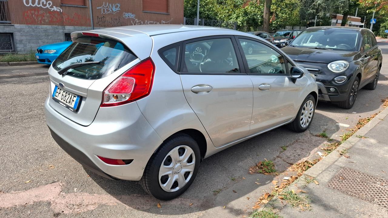 Ford Fiesta benzina gpl
