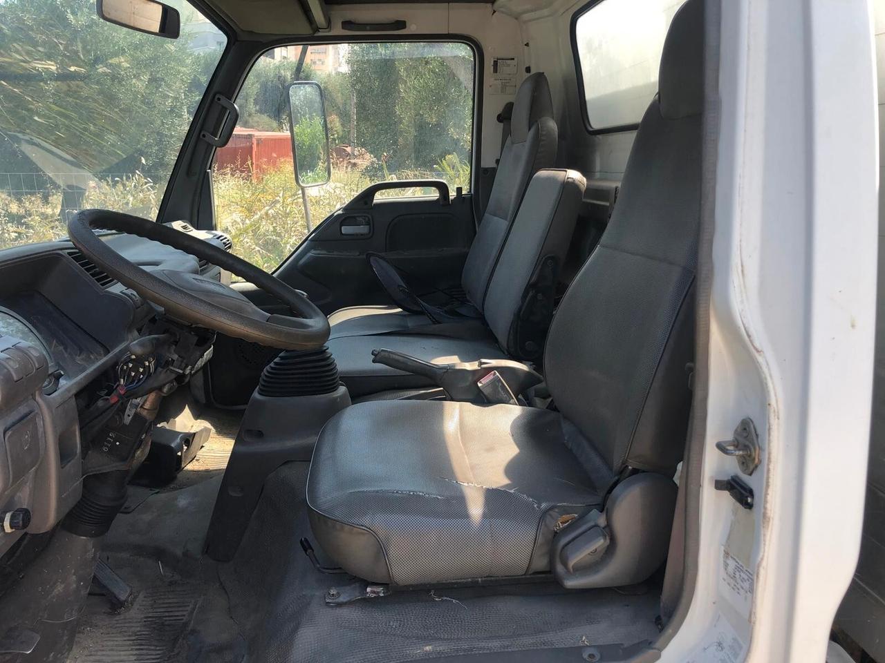 ISUZU NPR 65 CASSONE FISSO - PATENTE C