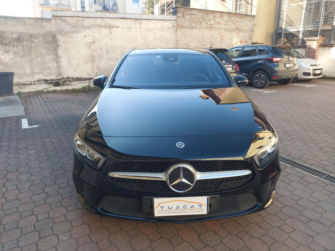 Mercedes-Benz A 180 Sport A 180 D