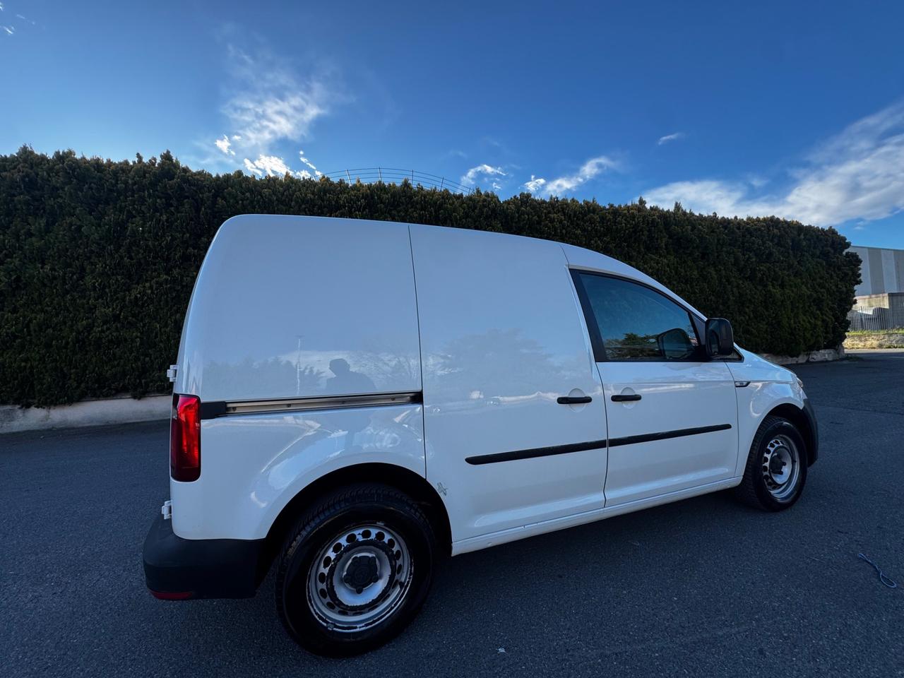 Volkswagen Caddy Pianale Ribassato 2.0 TDI 102 CV DSG Trendline