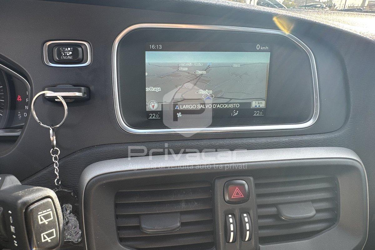 VOLVO V40 Cross Country D2 Geartronic Momentum