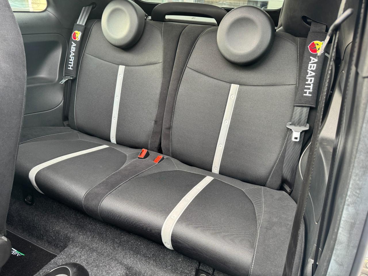 Abarth 500 CABRIO PARI AL NUOVO
