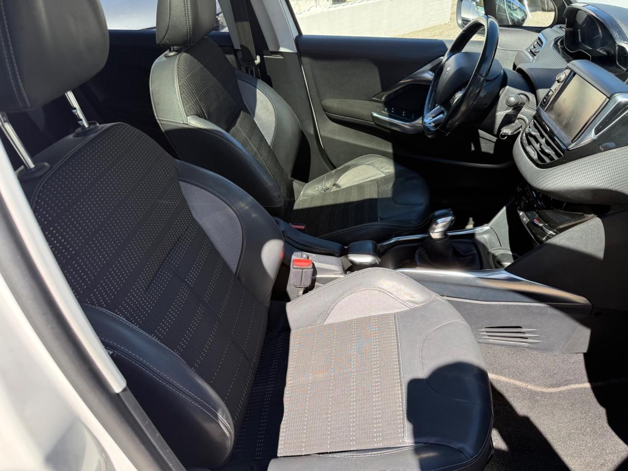 Peugeot 2008 1.2 VTi 82CV Allure