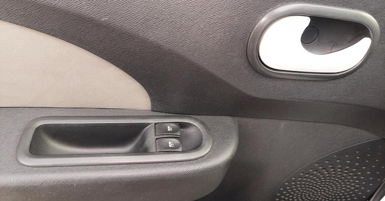 RENAULT TWINGO YAHOO 1.2 - NEOPATENTATI