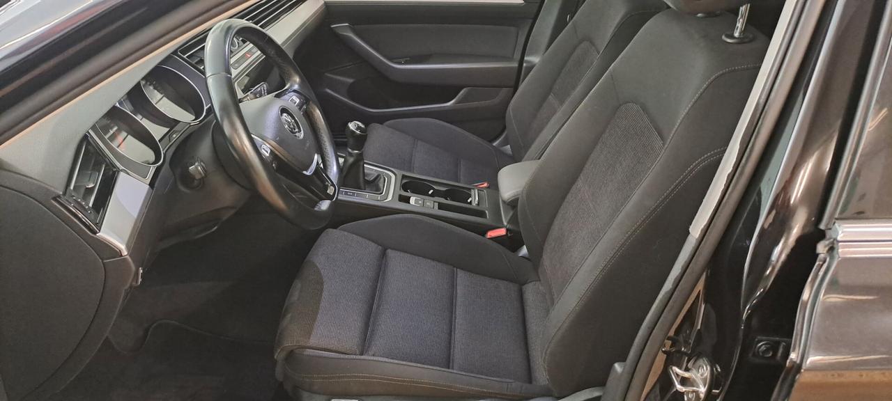 Volkswagen Passat Variant 1.6 TDI Business BlueMotion Technology