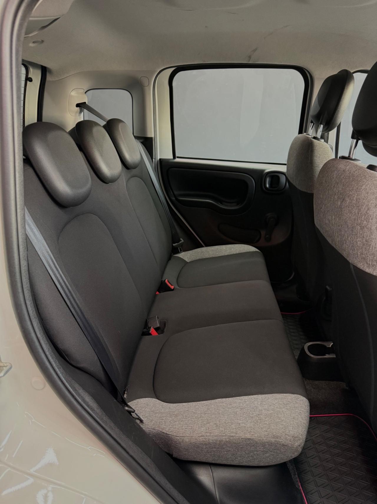 Fiat Panda 1.0 Hybrid 69 CV City Cross 2022